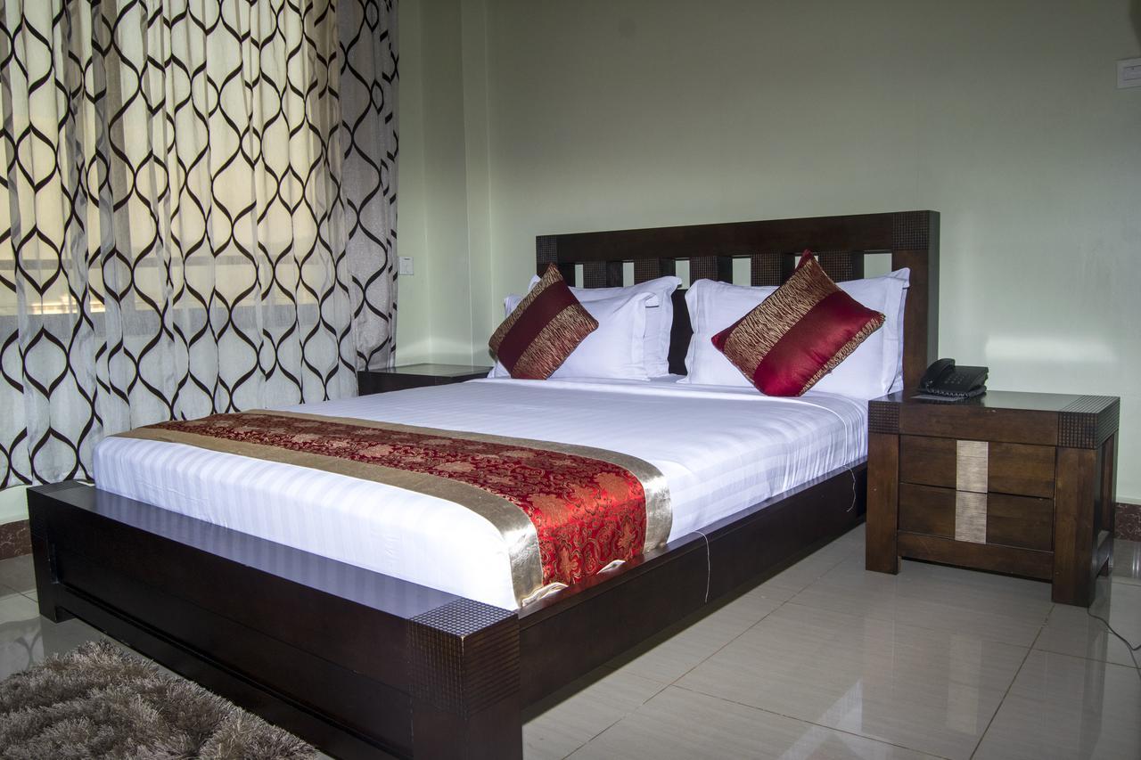 Flomi Hotel Morogoro Kamer foto
